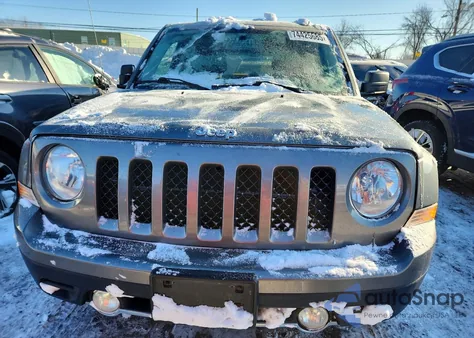 2012 Jeep Patriot Limited из США, поврежденный, VIN 1C4NJRCB2CD621998